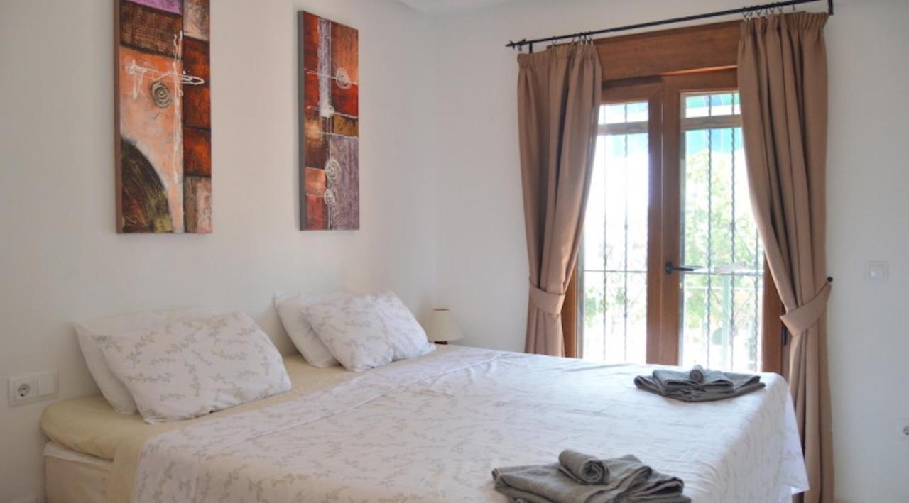 Villamartin, Lovely 2 Bed House, Short Walk To The Plaza. Orihuela Buitenkant foto